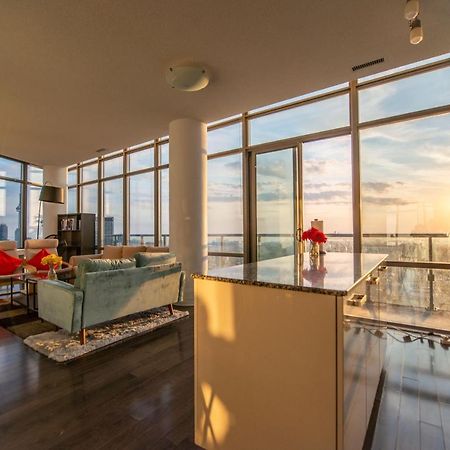 טורונטו Unbelievable Penthouse View With 3 Bedrooms מראה חיצוני תמונה